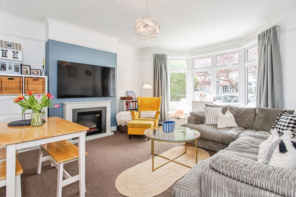 Property photo 2 of 20 Reception Room