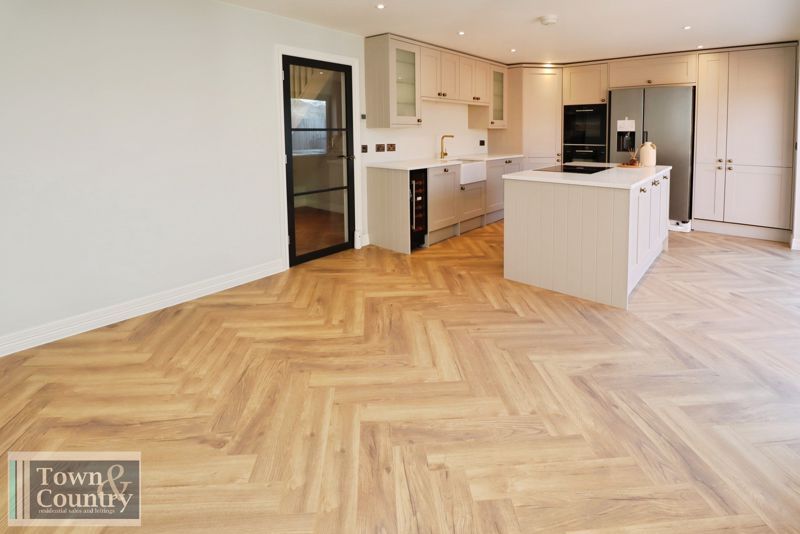 Property photo 2 of 25 Photo 2