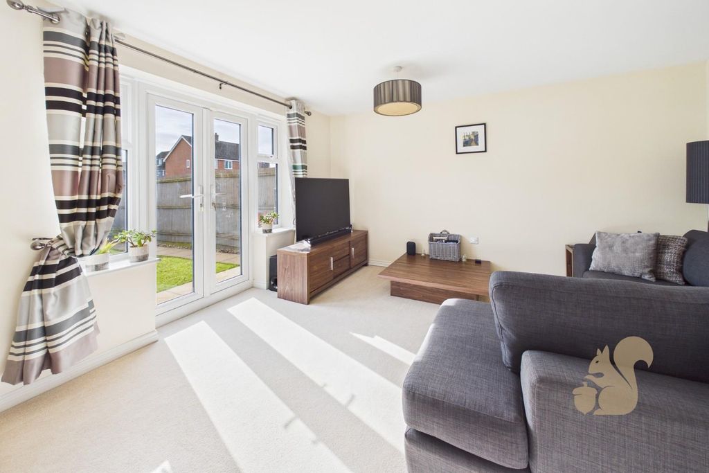 Property photo 2 of 19 Lounge/Diner