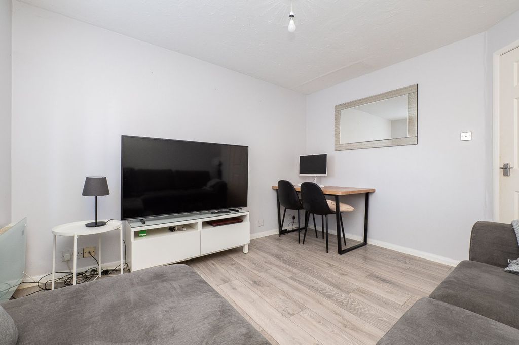 Property photo 3 of 13 Picture No. 04