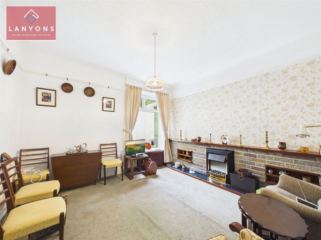 Property photo 3 of 13 Picture No. 17