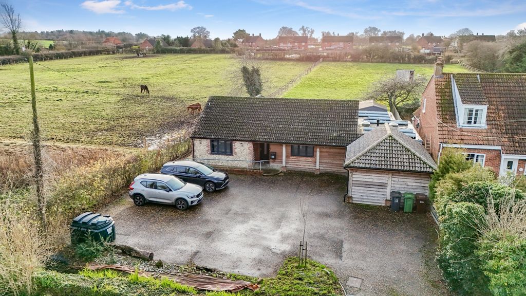 Property photo 2 of 44 4726133