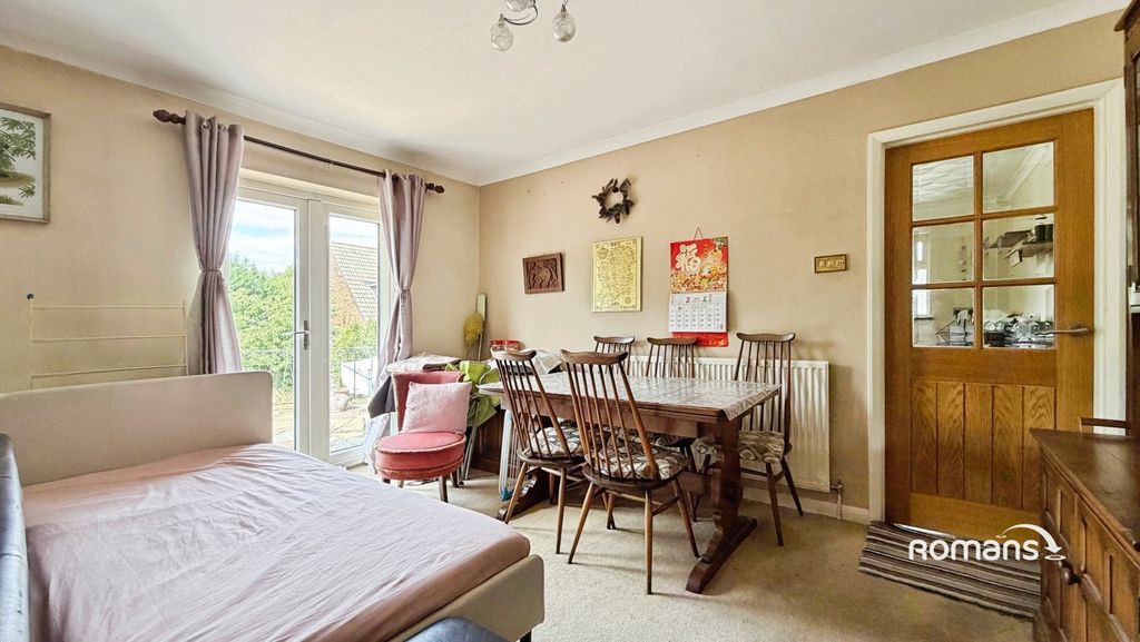 Property photo 3 of 18 Pbox-Img.Jpg