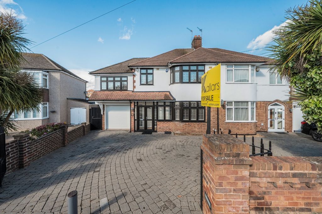 Property photo 1 of 21 5128980
