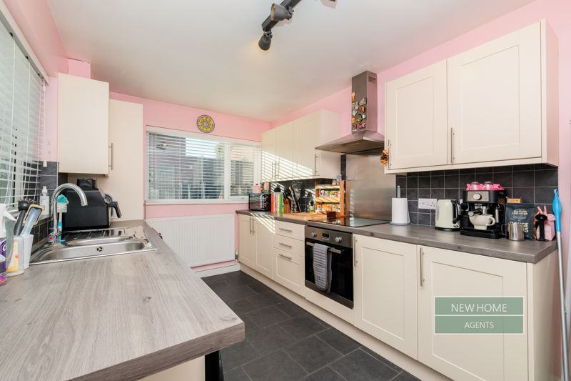 Property photo 2 of 19 Photo 6