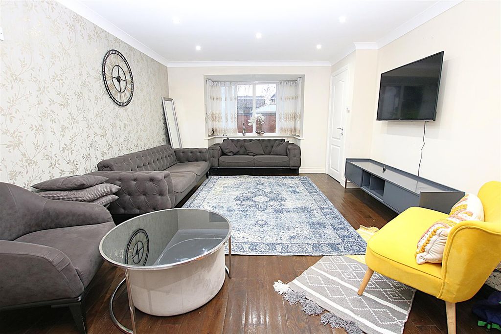 Property photo 2 of 18 Img_8437.Jpg