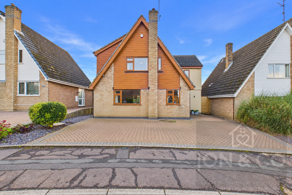 Property photo 1 of 24