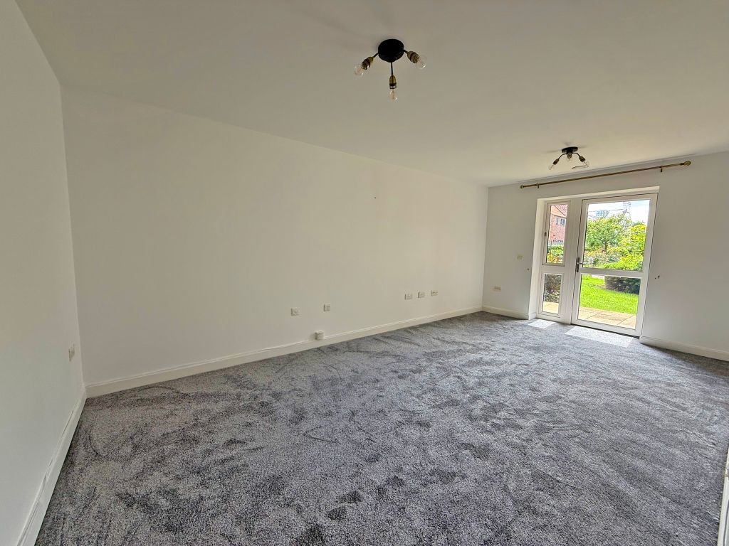 Property photo 3 of 10 Img_9867