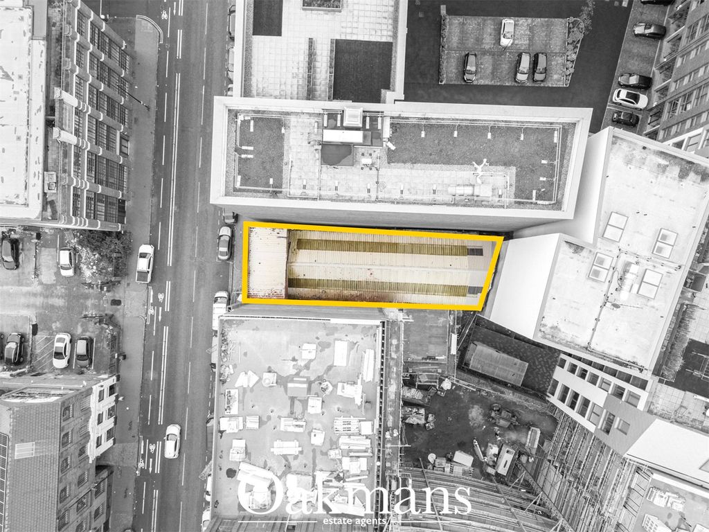 Property photo 3 of 40 Picture No. 48