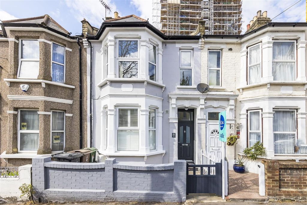 Property photo 1 of 14 1