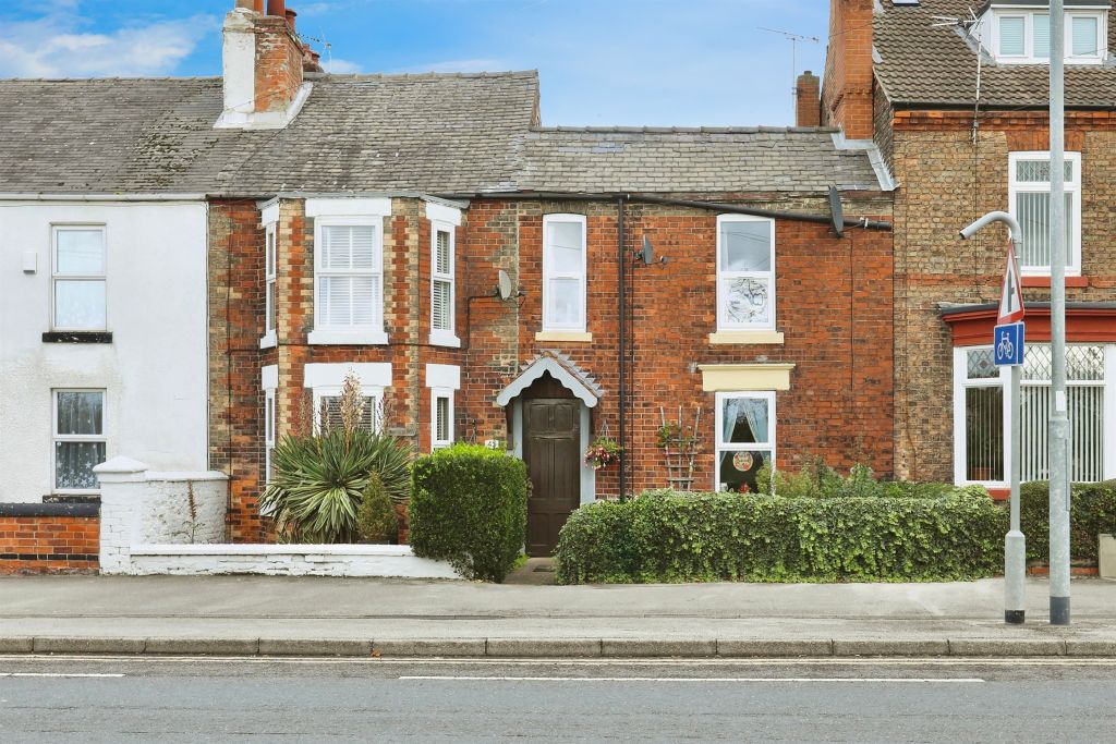 Property photo 1 of 17