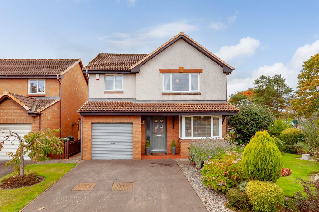 Property photo 1 of 20