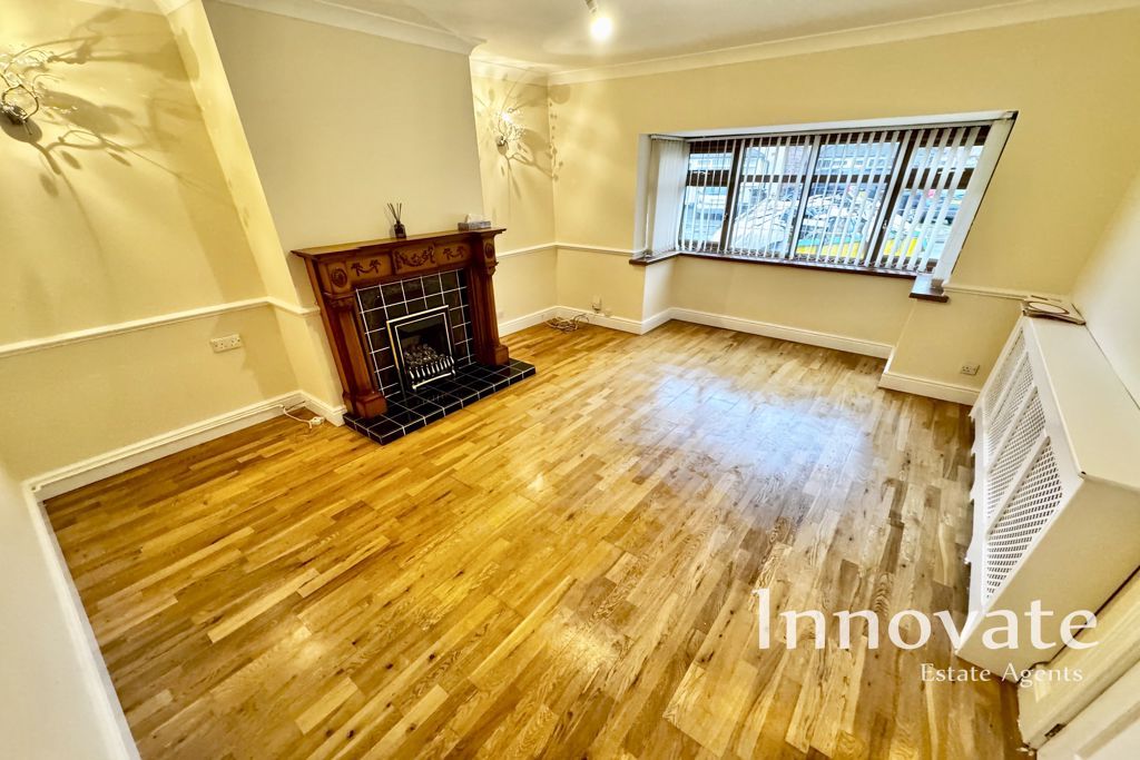 Property photo 3 of 17 Photo 11