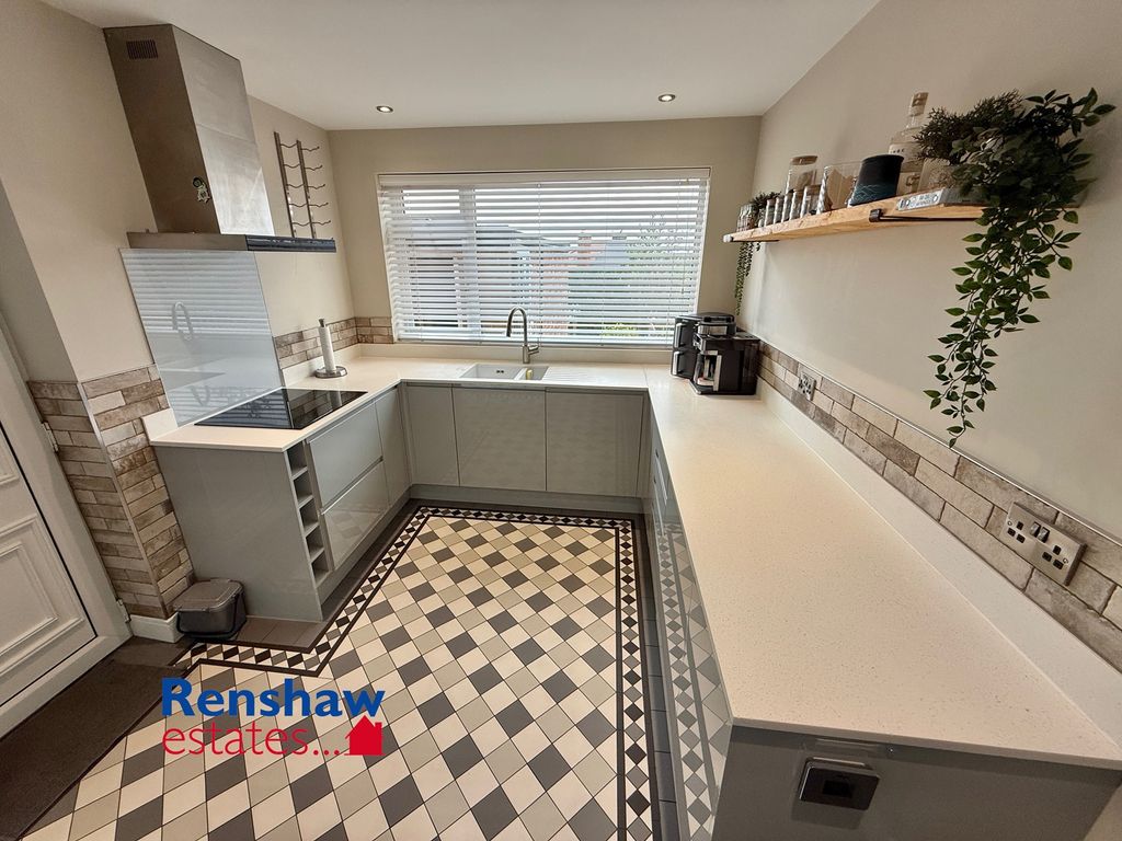 Property photo 2 of 27 K (1)