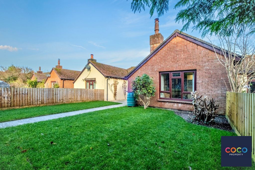 Property photo 3 of 22 Garden