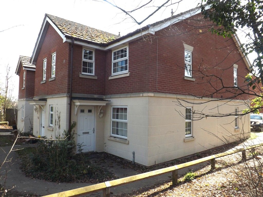 Property photo 1 of 3