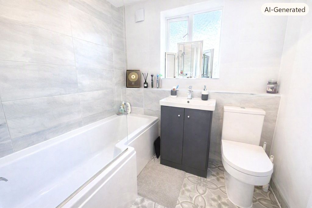 Property photo 3 of 11 Picture No. 10