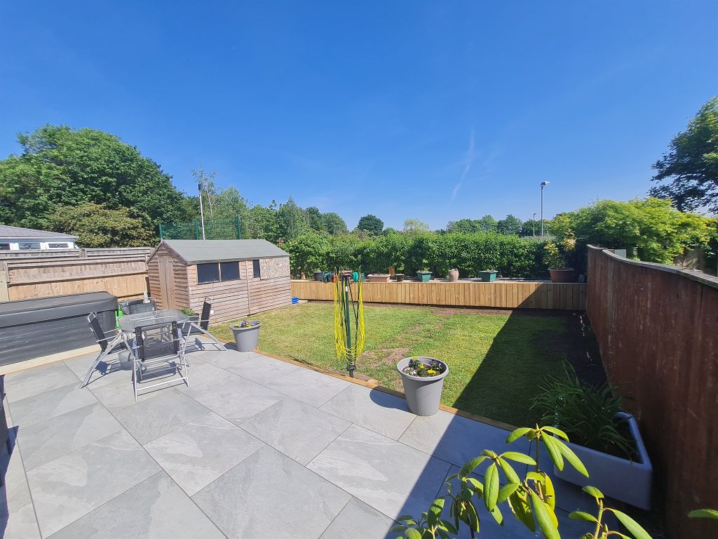 Property photo 2 of 16