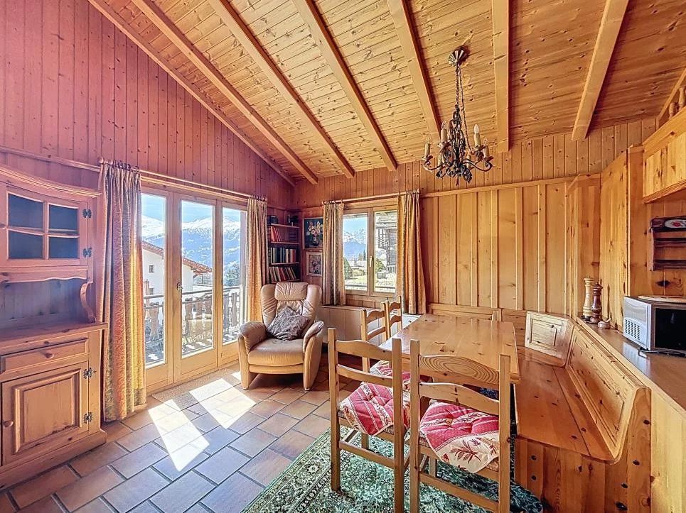 Property photo 3 of 7