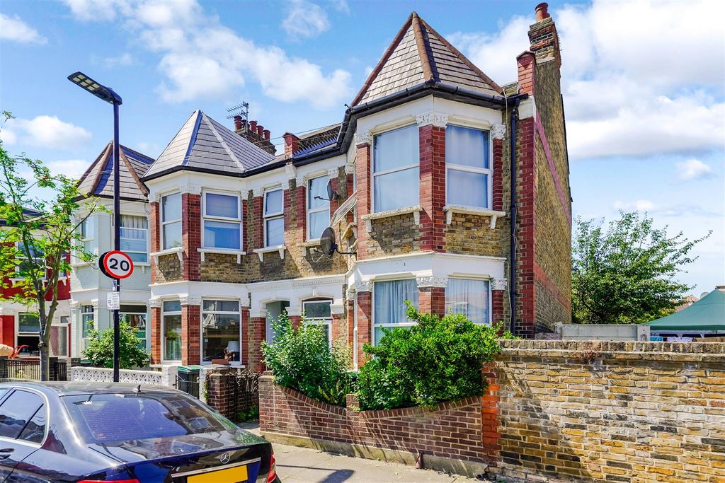 Property photo 1 of 8 Dsc04496.Jpg