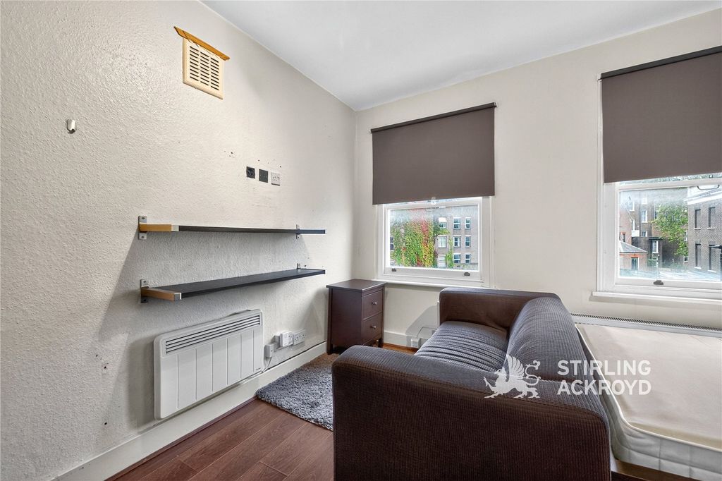 Property photo 2 of 9 Picture No. 10