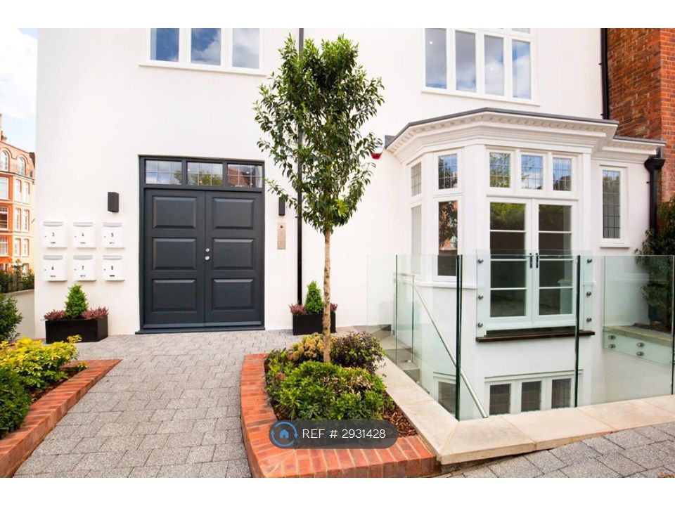 Property photo 1 of 6 Front Entrance - Building