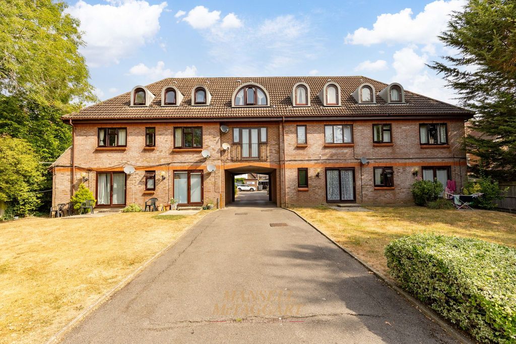 Property photo 1 of 15
