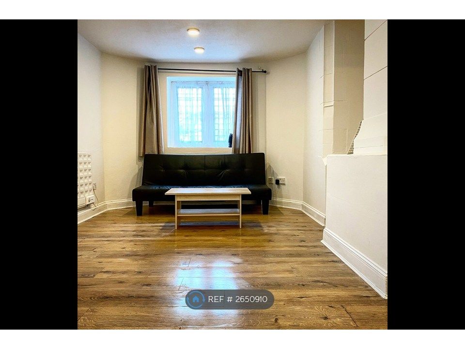 Property photo 2 of 9 Living Room View 1