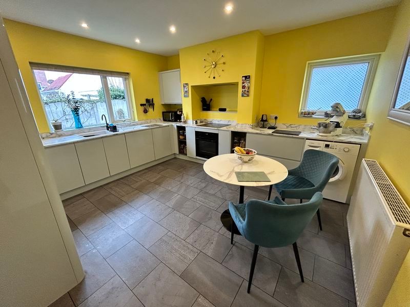 Property photo 3 of 34 Photo 5