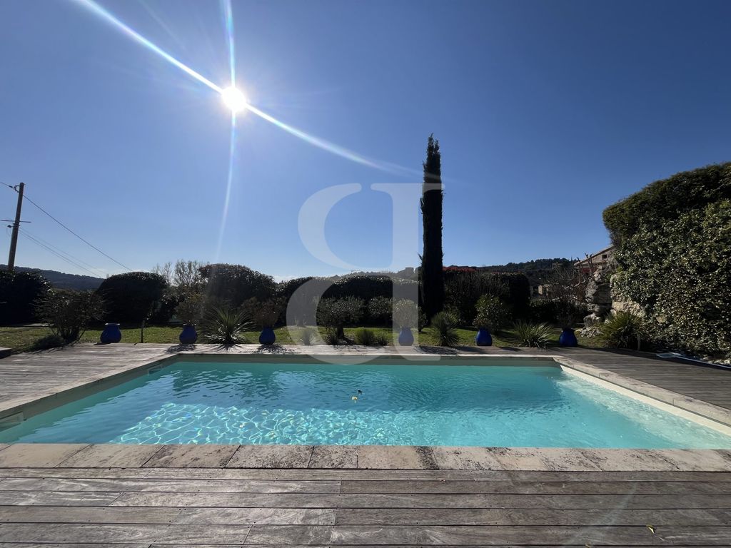 Property photo 3 of 29