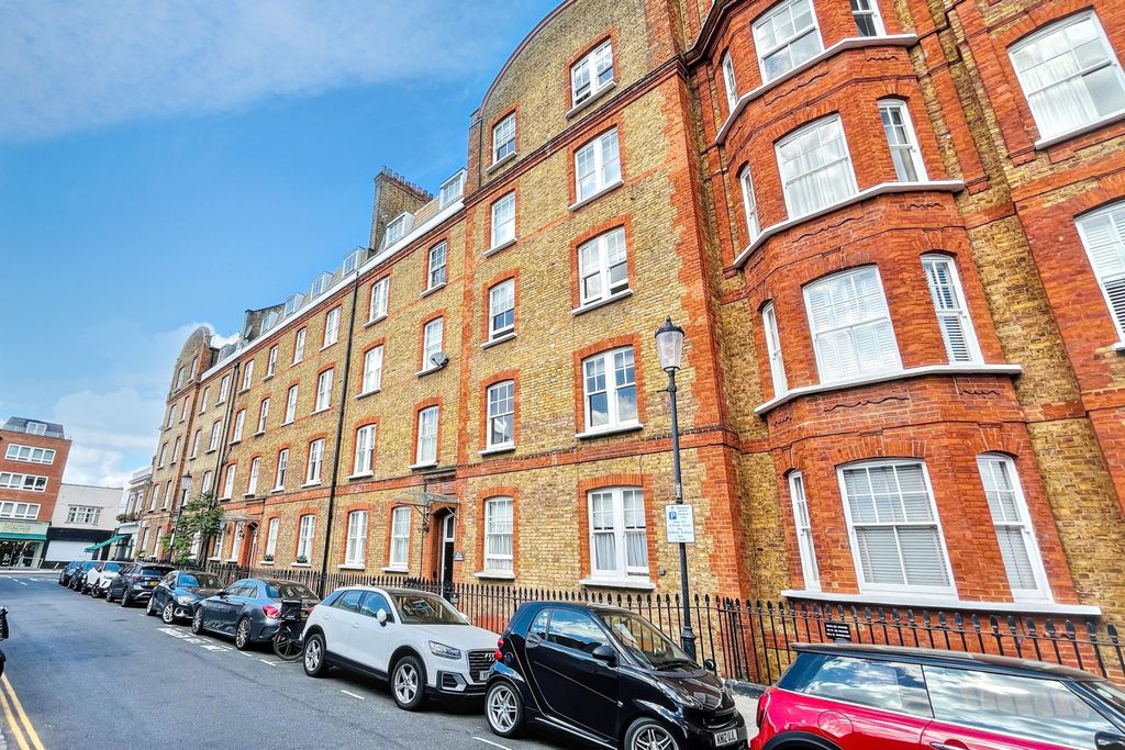 Property photo 1 of 1 24 Warwick Chambers, Pater Street, Kensington, London, W8 6En