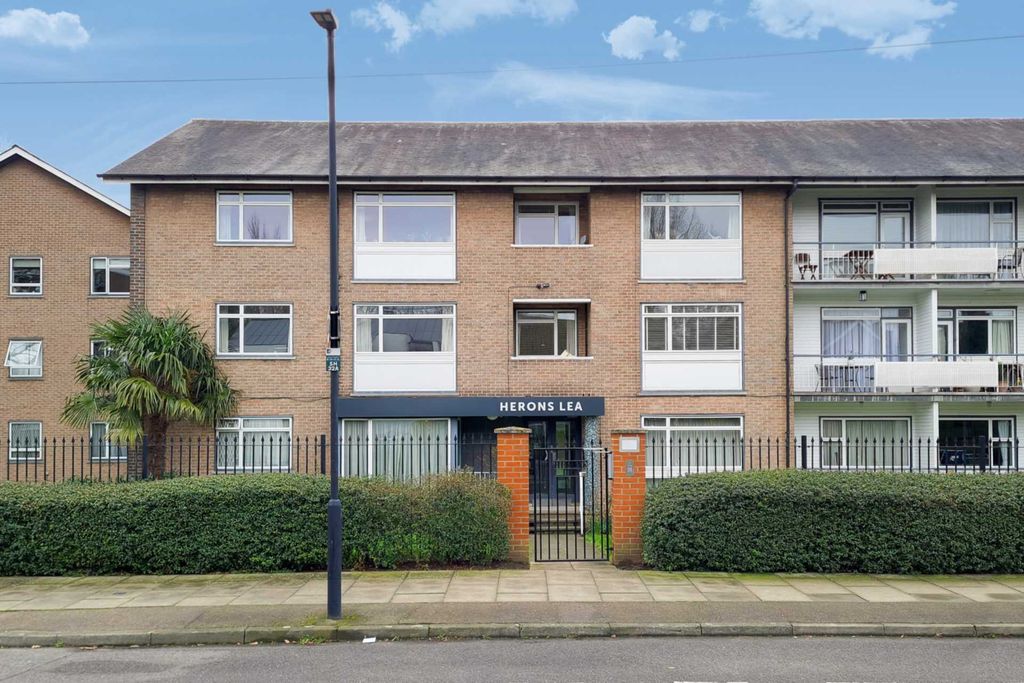 Property photo 1 of 14