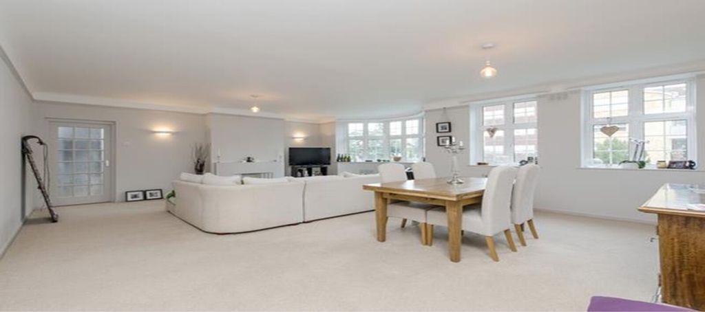 Property photo 2 of 6 Picture No. 22