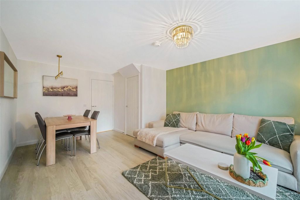 Property photo 2 of 19 Picture No. 05