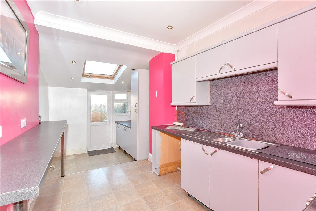 Property photo 3 of 13 Kitchen