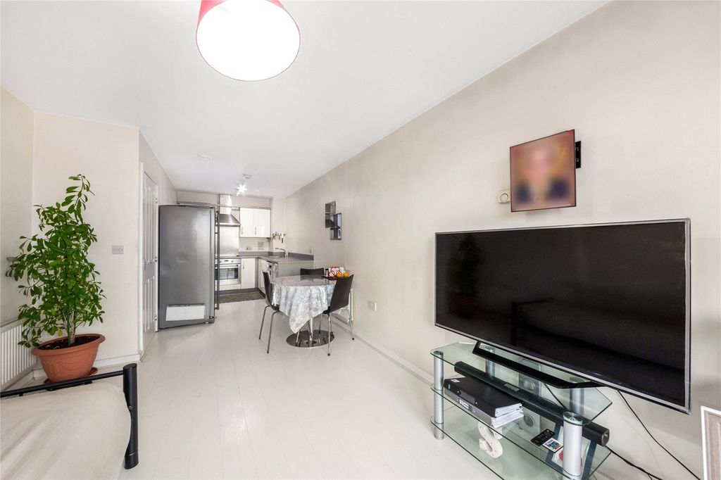 Property photo 1 of 14 Picture No. 05