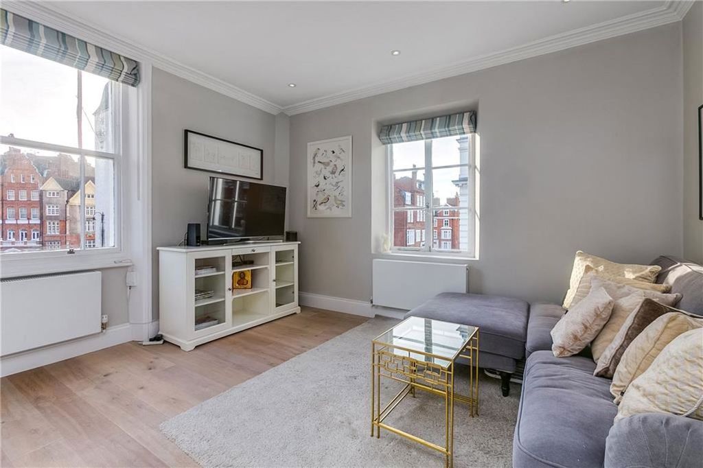 Property photo 2 of 6