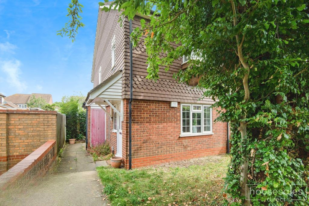 Property photo 1 of 8