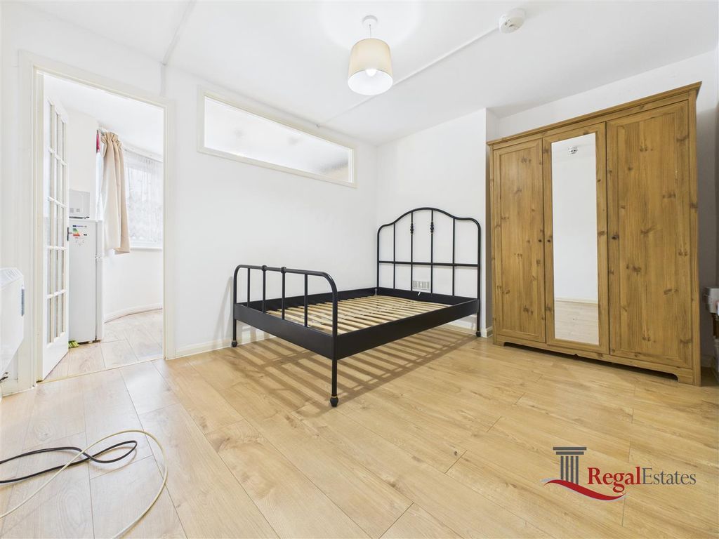 Property photo 1 of 4 Cam02489G0-Pr0207-Still001.Jpg