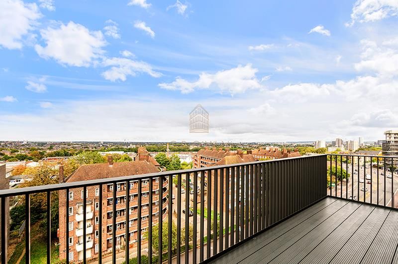 Property photo 2 of 13 Darter House, 51 (2).Jpg