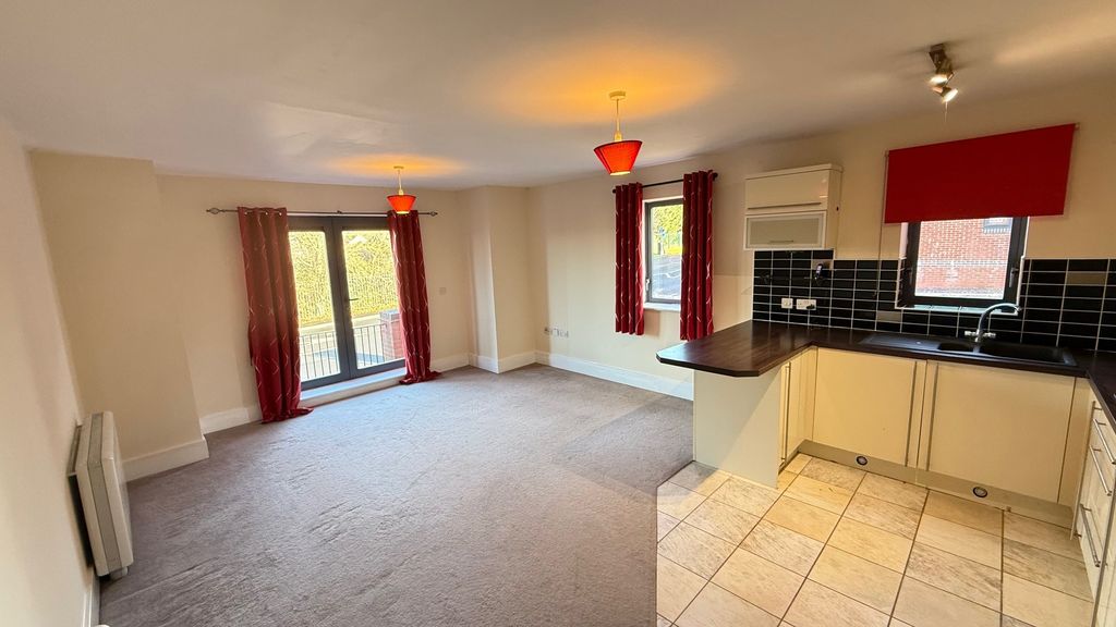 Property photo 2 of 8 Image