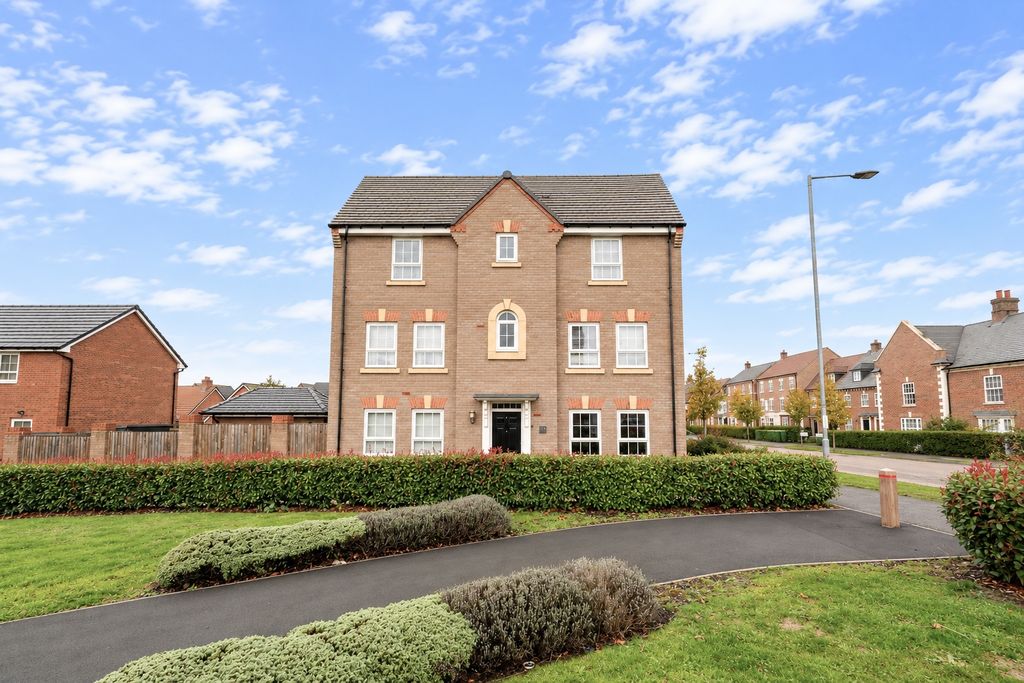 Property photo 1 of 21 4