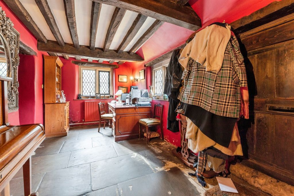 Property photo 2 of 22