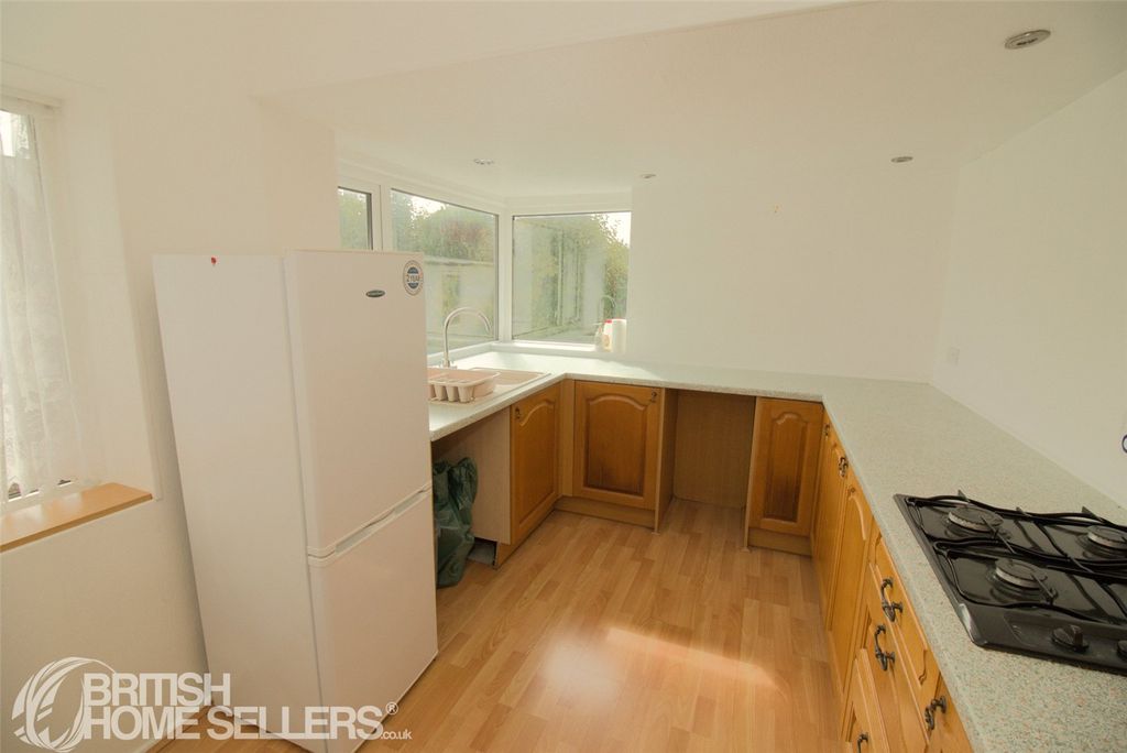 Property photo 2 of 28 Picture No. 46