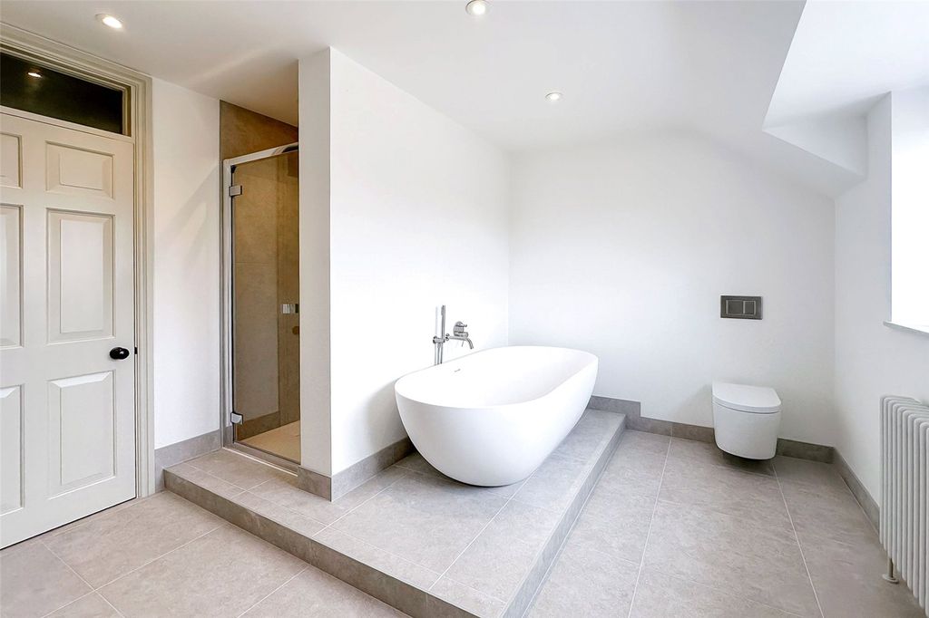 Additional image 6 of 5 bed flat for saleFosters Close, East Preston, West Sussex BN16