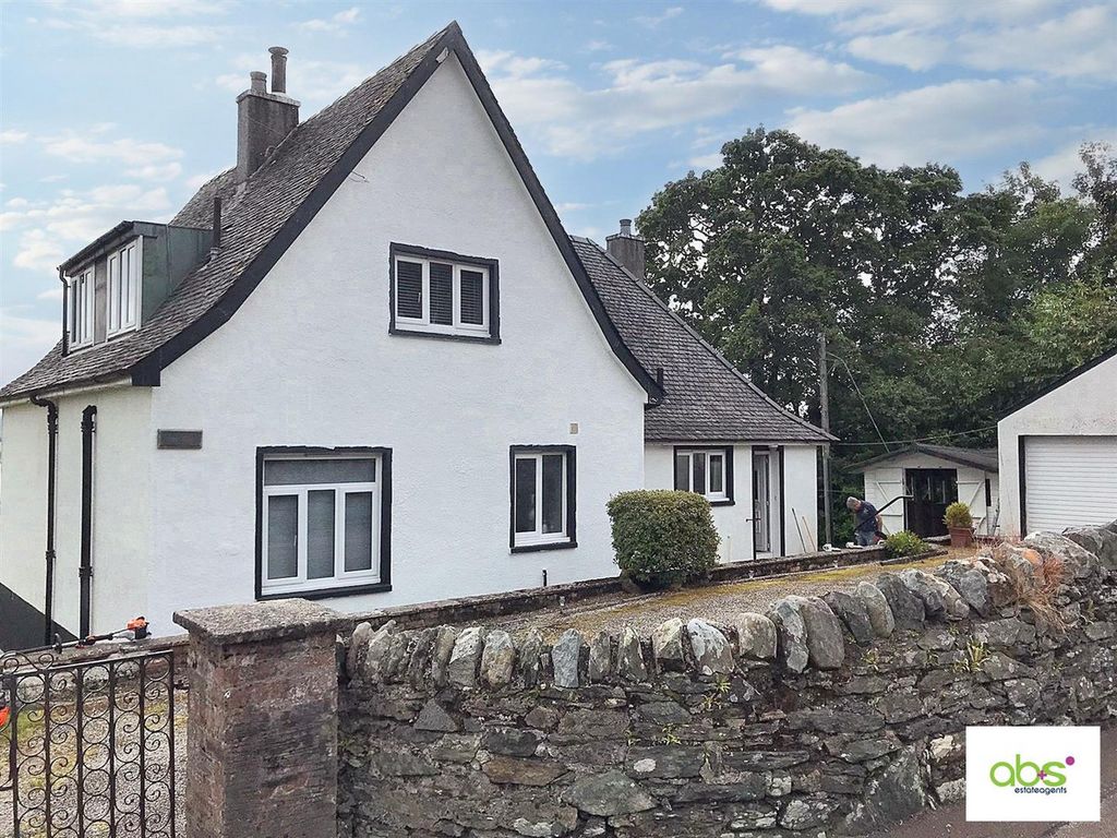 Property photo 3 of 30