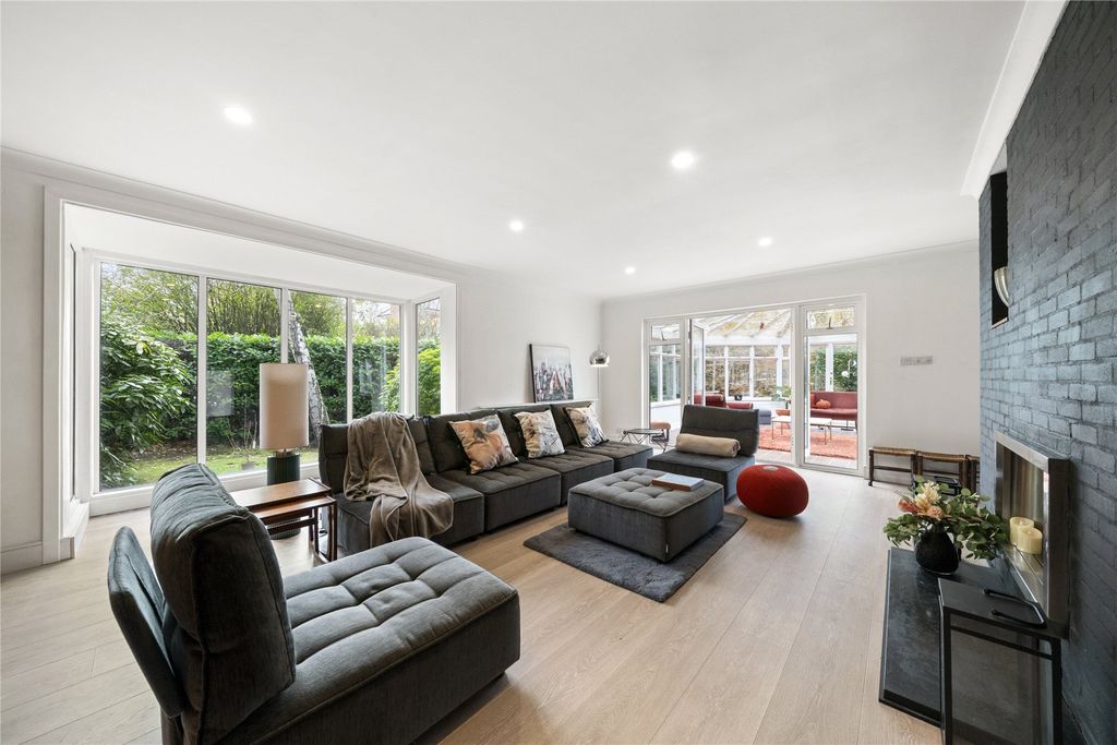 Property photo 3 of 23 Picture No. 23