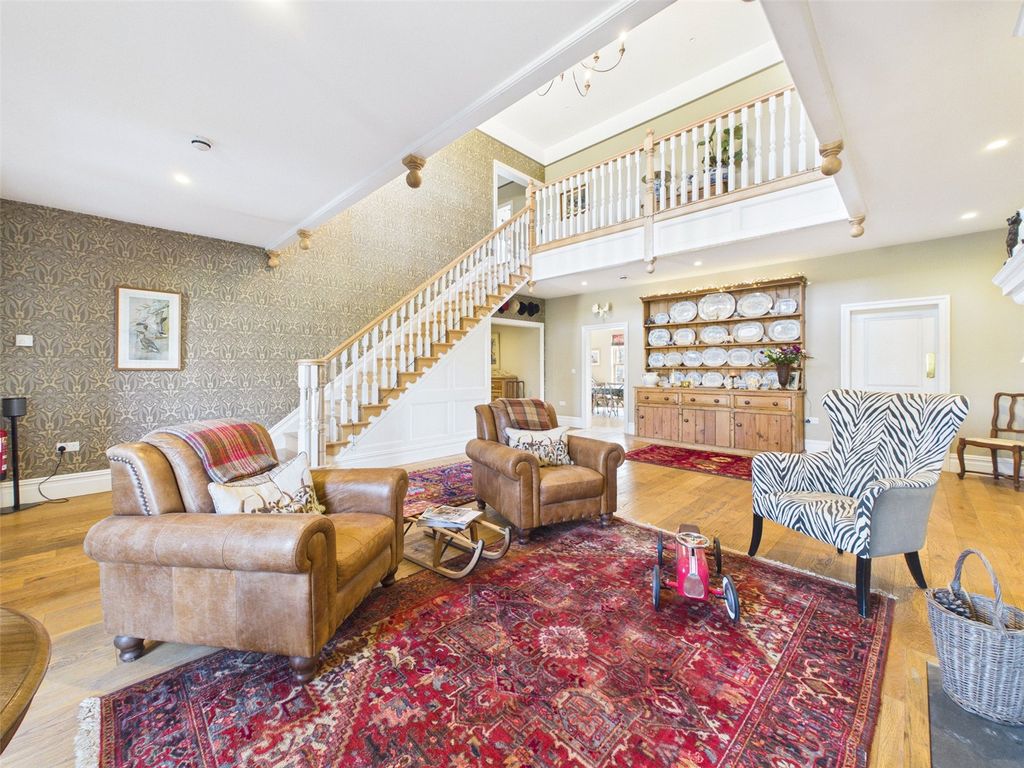 Property photo 3 of 55 Picture No. 06