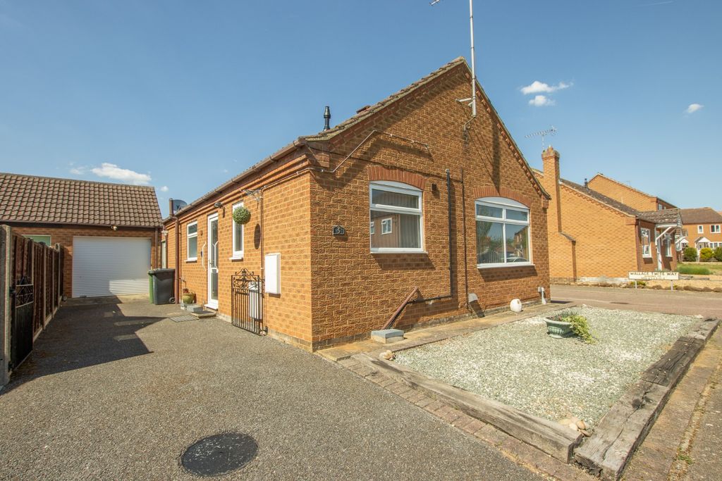 Property photo 1 of 15 4180512
