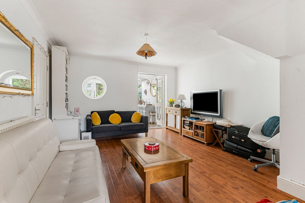 Property photo 1 of 26 Reception Room